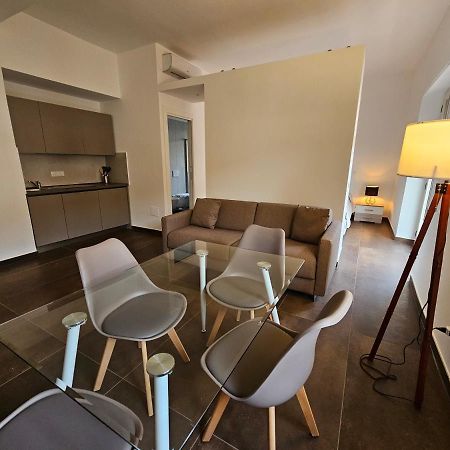 ויבו ואלנטיה מרינה Residenza Atena מראה חיצוני תמונה