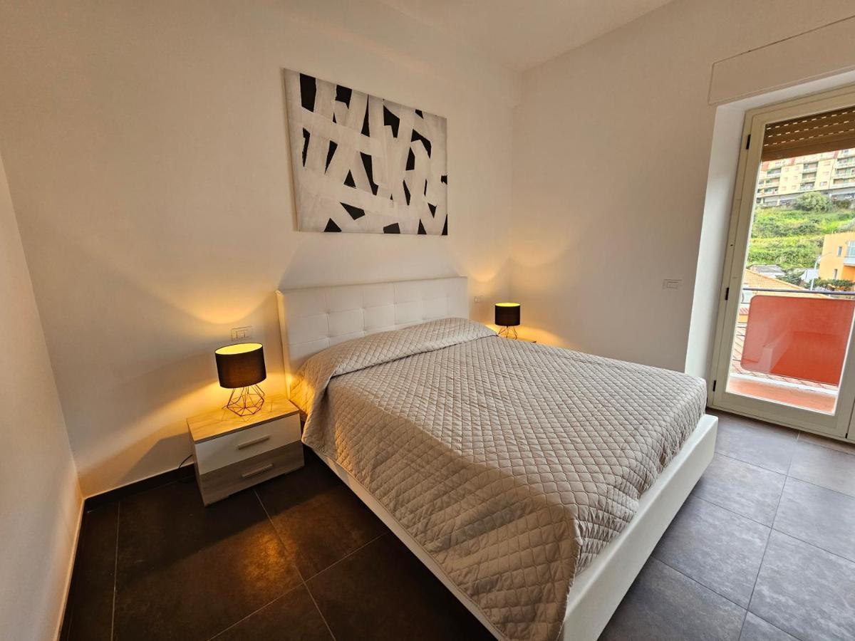 ויבו ואלנטיה מרינה Residenza Atena מראה חיצוני תמונה